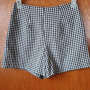 Black and White Dress shorts